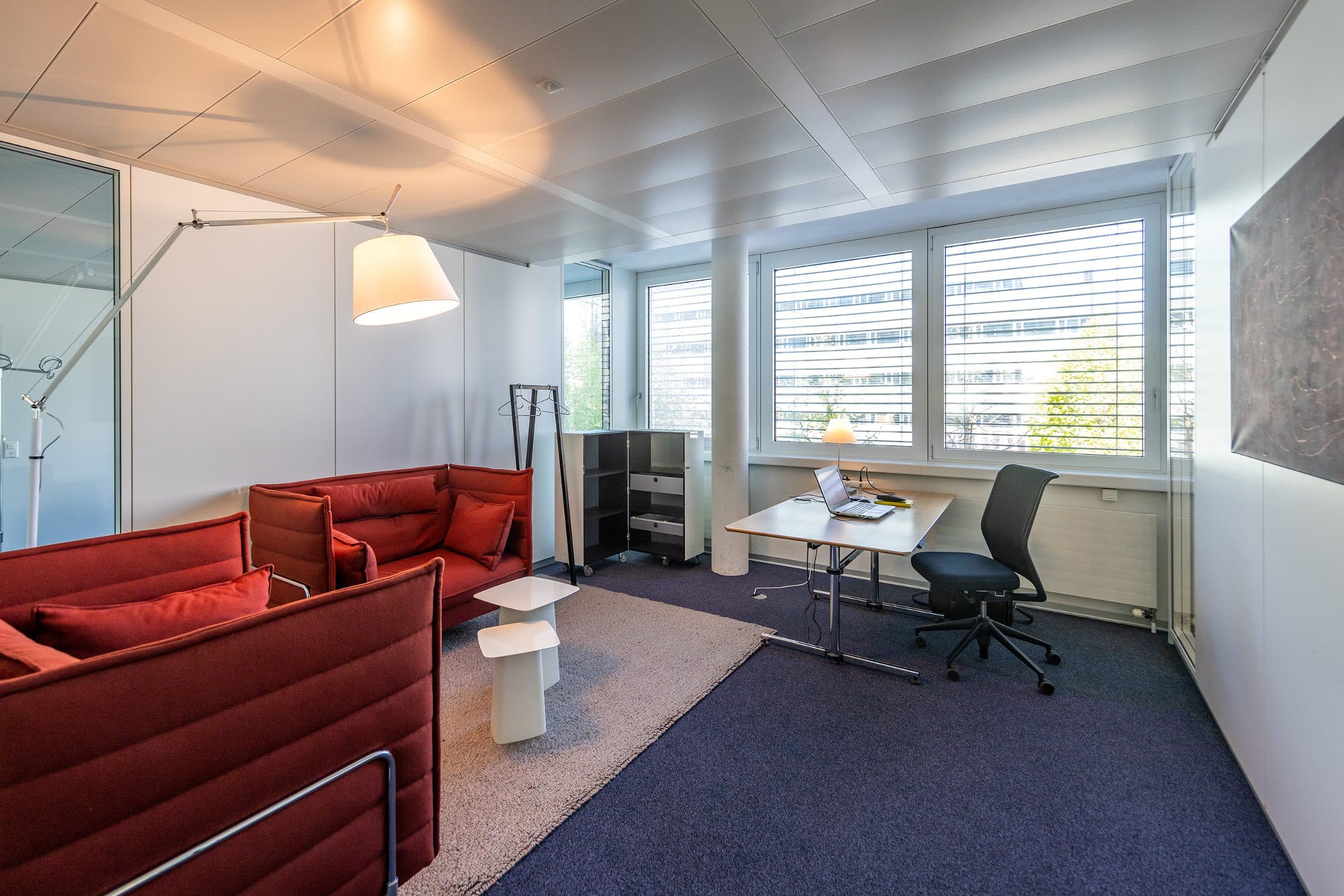 Privates Büro auf der Enterprise-Etage im Airportal